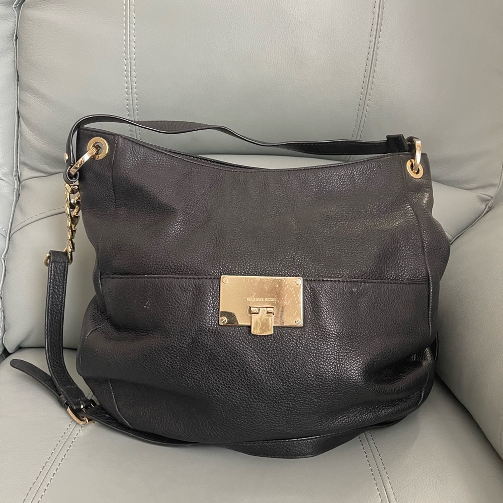 Micheal kors black large bag